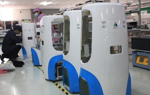 爱诺达晨检机器人 智能防控 酷奇小熊 秒变 保健医生