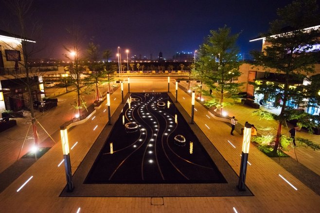 璀璨夜色映照未来 示范区的夜景照明艺术与科技